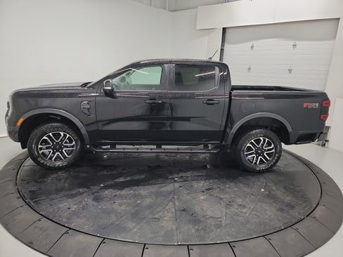 Used 2024 Ford Ranger Lariat w/ FX4 Off-Road Package image 4