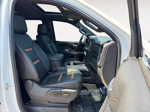 Used 2020 GMC Sierra 1500 AT4 w/ AT4 Premium Package AWD/4WD image 24
