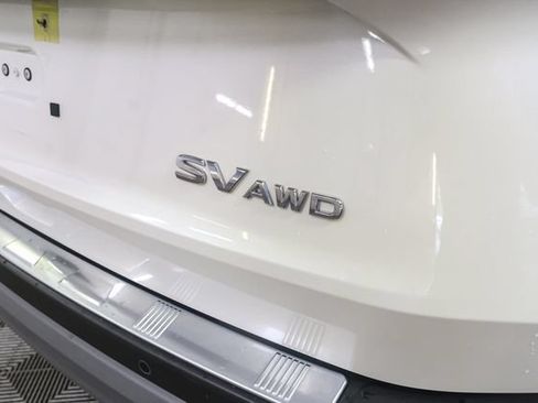 Used 2023 Nissan Rogue SV w/ SV Premium B Package AWD/4WD image 9
