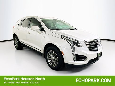 Used 2018 Cadillac XT5 Luxury w/ Driver Awareness Package FWD image 1