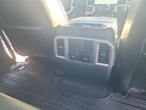 Used 2022 Ford F250 Platinum w/ Tremor Off-Road Package image 26
