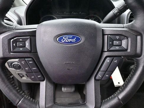 Used 2020 Ford F150 XLT w/ Equipment Group 302A Luxury AWD/4WD image 18