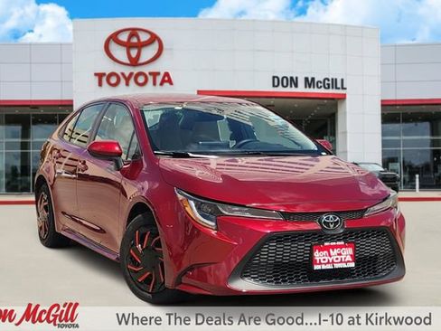 Used 2022 Toyota Corolla LE FWD image 1