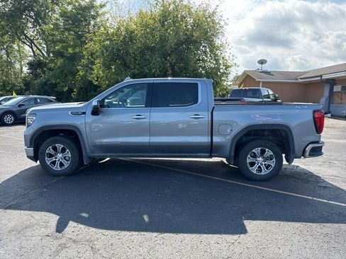 Used 2025 GMC Sierra 1500 SLT image 9