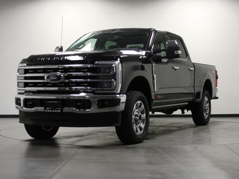 Used 2025 Ford F350 Lariat w/ Lariat Ultimate Package AWD/4WD image 8