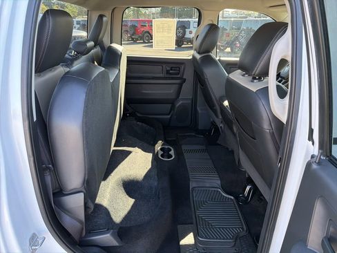 Used 2012 RAM 1500 ST w/ Special Service Group image 21