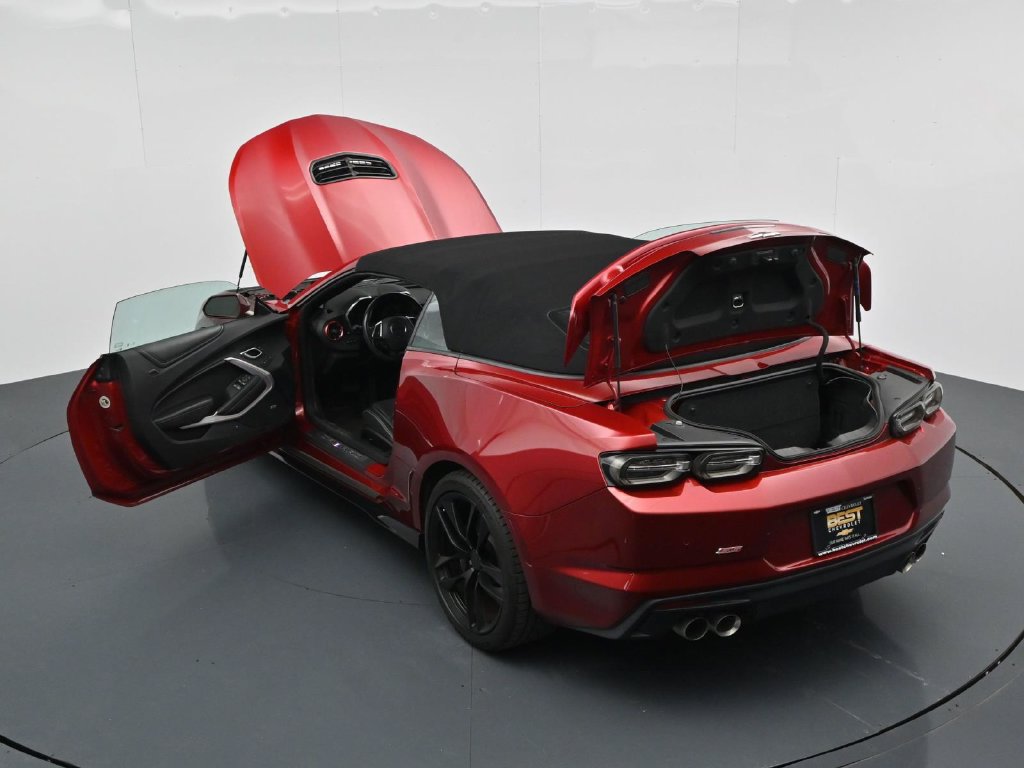 Used 2023 Chevrolet Camaro SS RWD image 33