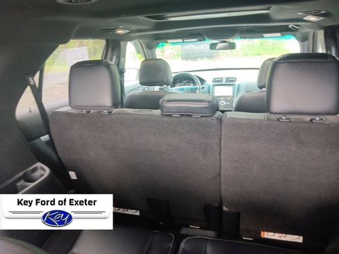 Used 2017 Ford Explorer Limited w/ Equipment Group 301A AWD/4WD image 13
