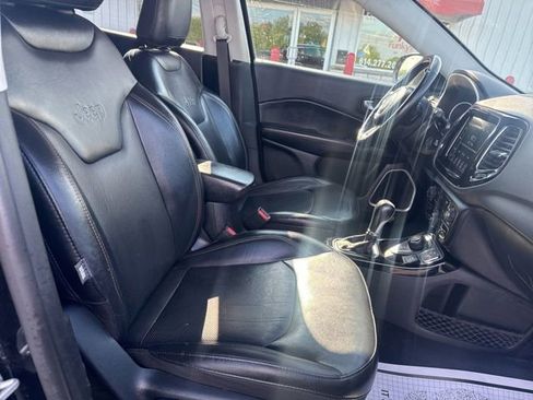 Used 2019 Jeep Compass Limited AWD/4WD image 12