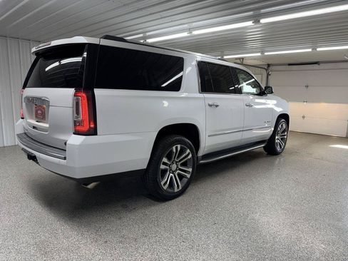 Used 2016 GMC Yukon XL Denali w/ Open Road Package AWD/4WD image 6