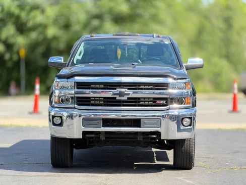 Used 2015 Chevrolet Silverado 2500 LTZ w/ LTZ Plus Package AWD/4WD image 2