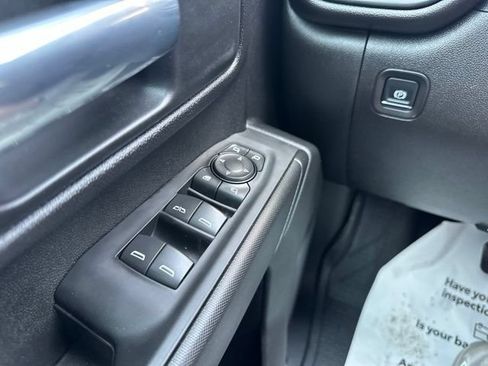Used 2026 Chevrolet Silverado 2500 Custom w/ Custom Convenience Package AWD/4WD image 28