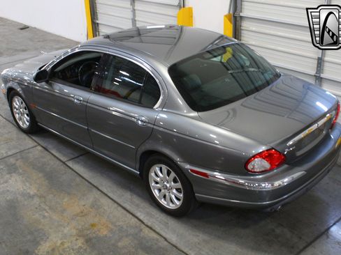 Used 2002 Jaguar X-TYPE 2.5 image 5