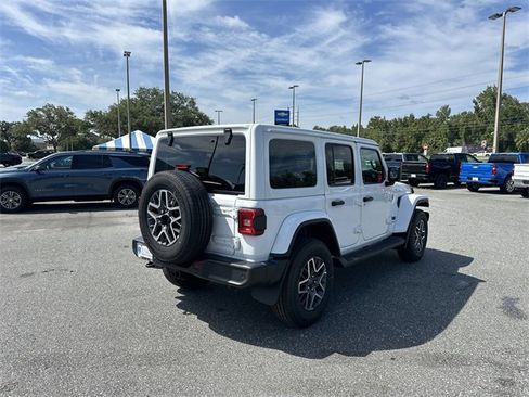 New 2025 Jeep Wrangler Sahara image 4