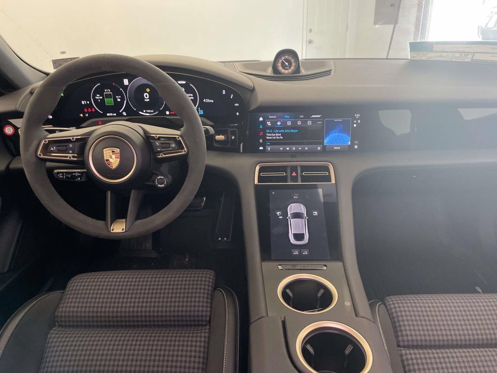 Certified 2025 Porsche Taycan 4S AWD/4WD image 26