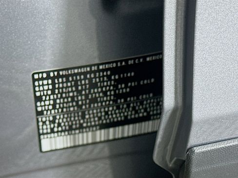 Used 2024 Volkswagen Tiguan S image 12