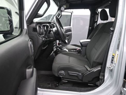 Used 2022 Jeep Wrangler Unlimited Sport AWD/4WD image 10