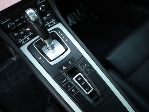 Used 2017 Porsche 911 Carrera image 35