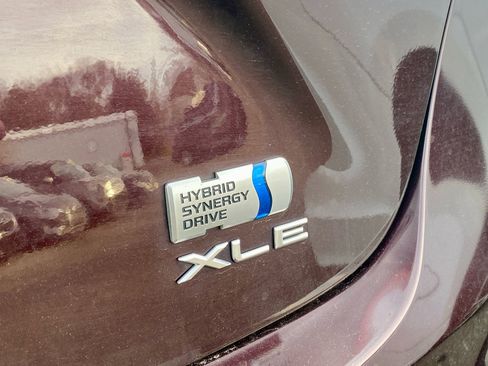 Used 2014 Toyota Avalon XLE Touring image 18