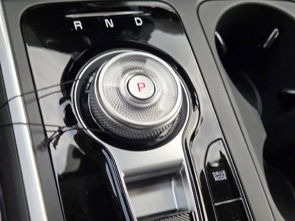 Used 2026 Kia Carnival SX Prestige FWD image 31