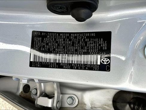 Used 2024 Toyota Corolla SE image 40