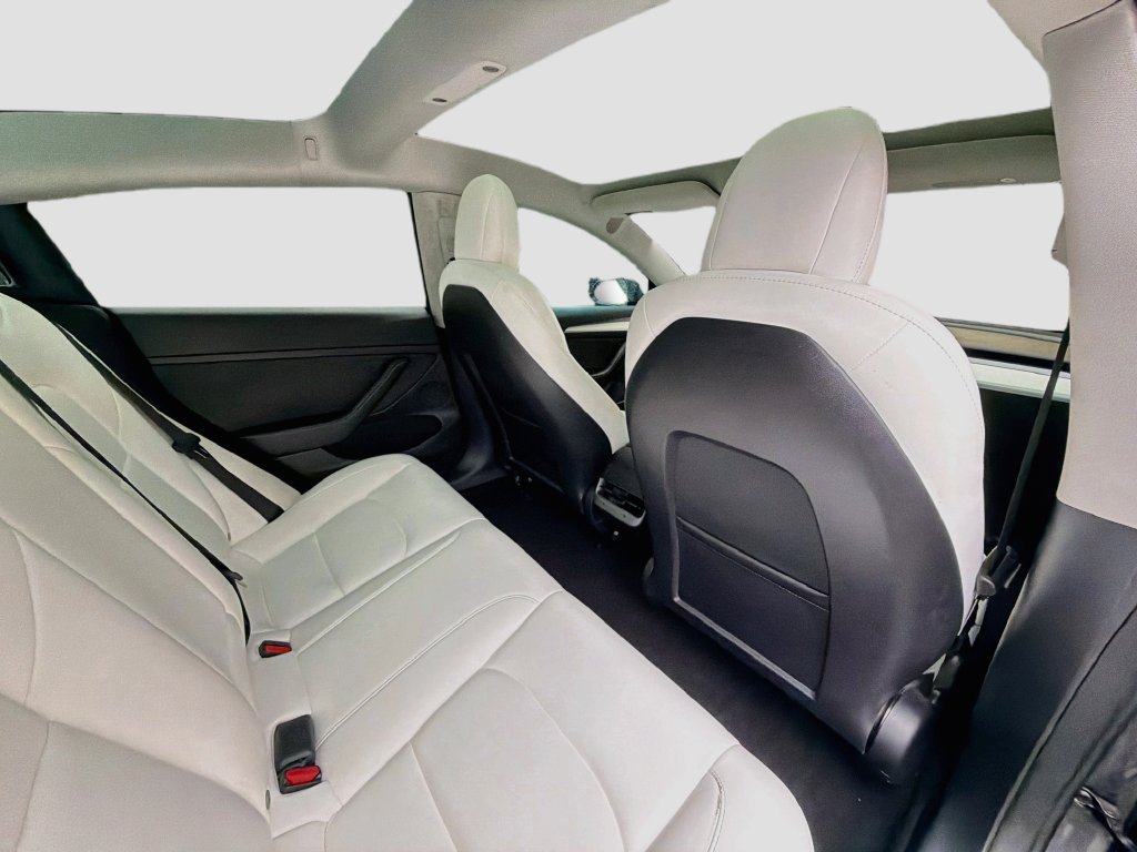Used 2022 Tesla Model 3 RWD image 31