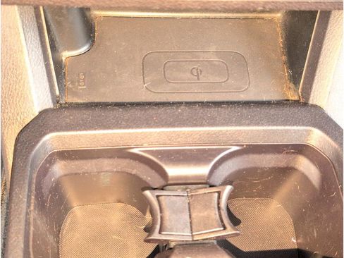 Used 2017 Toyota Tacoma TRD Off-Road image 18