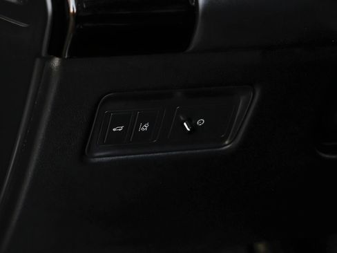 Used 2017 Land Rover Range Rover HSE AWD/4WD image 31