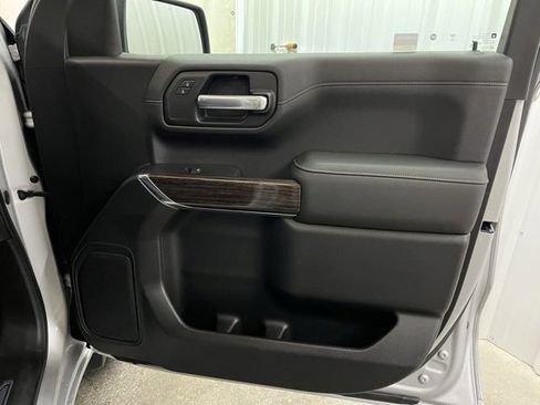 Used 2019 GMC Sierra 1500 SLE image 22