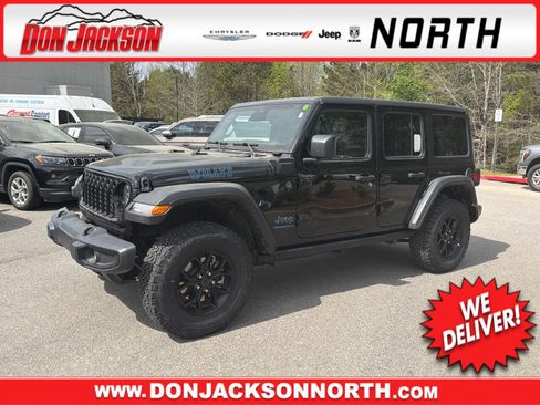 Used 2025 Jeep Wrangler Willys image 1