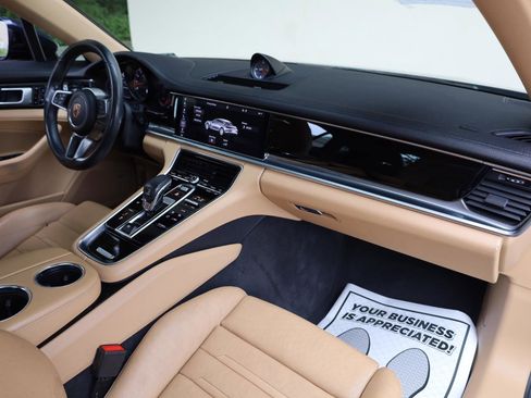 Used 2019 Porsche Panamera 4 AWD/4WD image 34