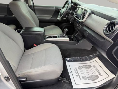 Used 2021 Toyota Tacoma SR5 image 16