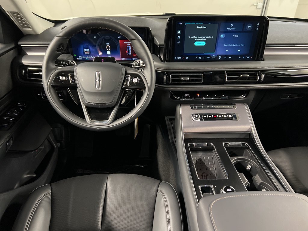 Used 2026 Lincoln Aviator AWD image 8