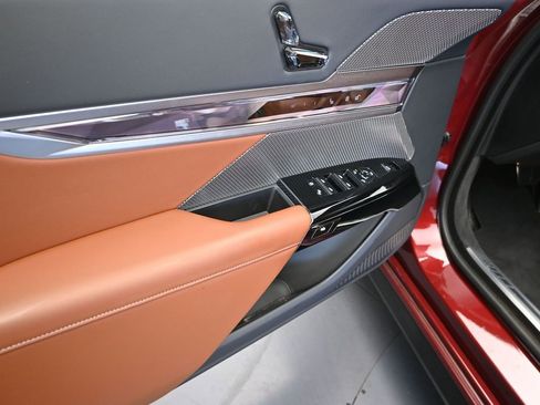 Certified 2025 BMW 740i 740i image 11