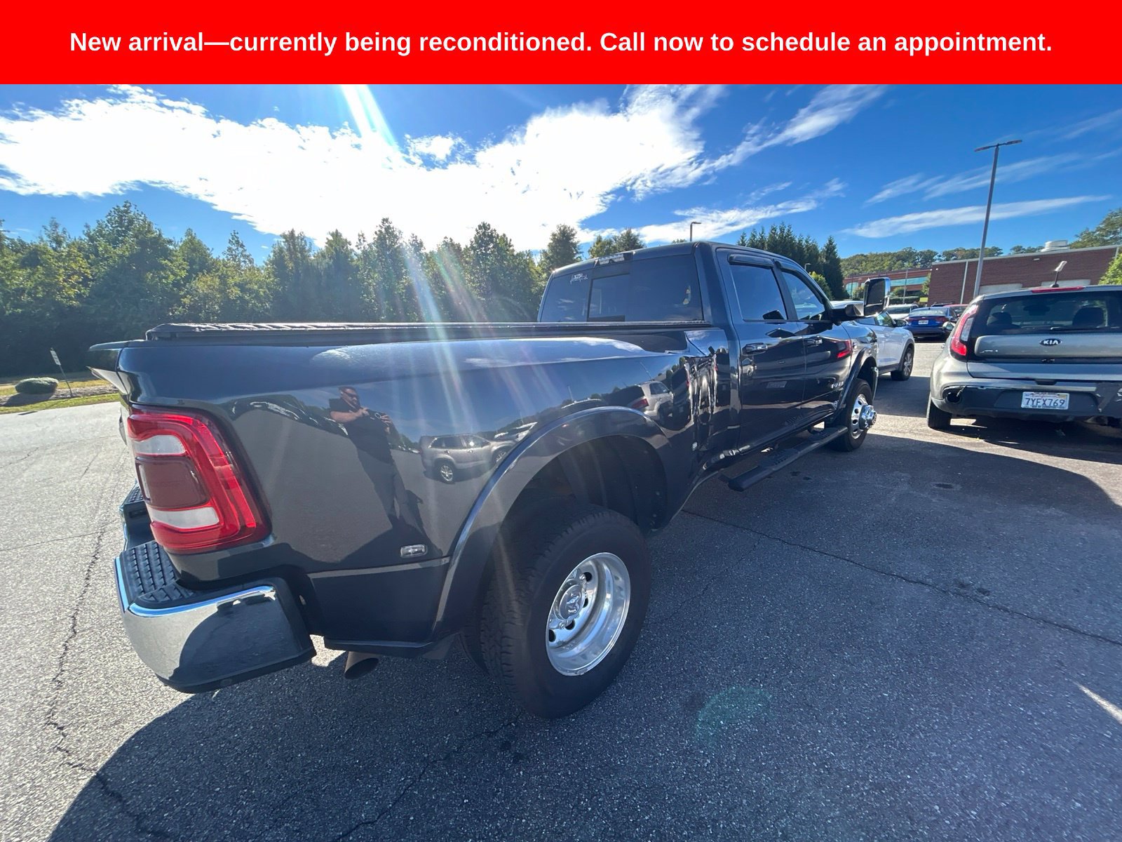 Used 2019 RAM 3500 Laramie AWD/4WD image 15
