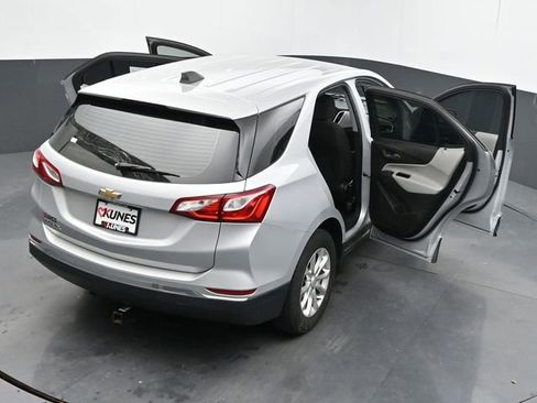 Used 2018 Chevrolet Equinox LS FWD image 61