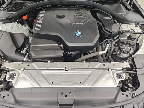 Used 2019 BMW 330i xDrive Sedan w/ Premium Package image 12