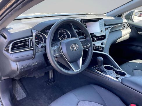 Used 2021 Toyota Camry LE FWD image 14