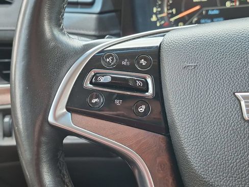 Used 2015 Cadillac Escalade Luxury RWD image 11