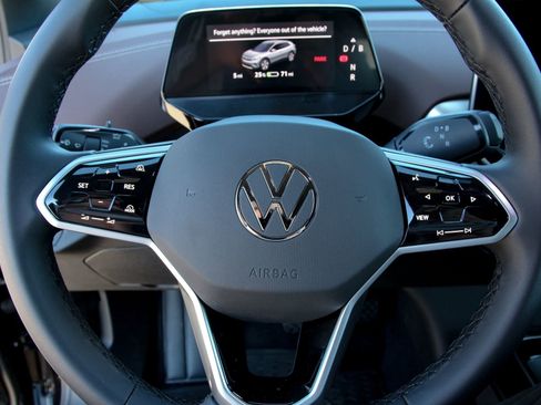 New 2026 Volkswagen ID.4 Pro RWD image 20