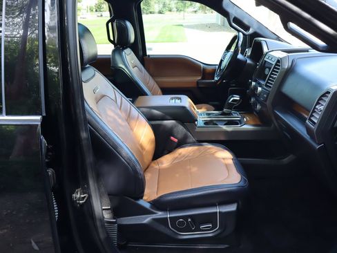 Used 2017 Ford F150 Limited AWD/4WD image 22