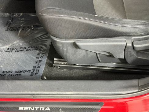 Used 2020 Nissan Sentra SV w/ Trunk Package image 13