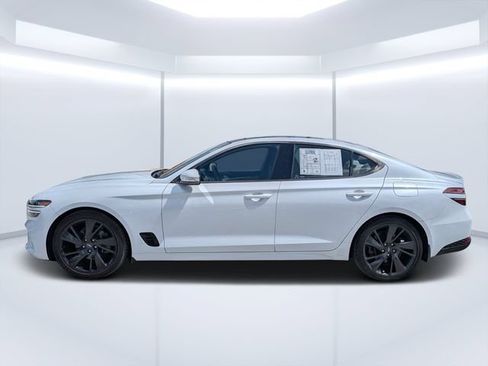 Used 2023 Genesis G70 2.0T w/ Sport Prestige Package RWD image 8