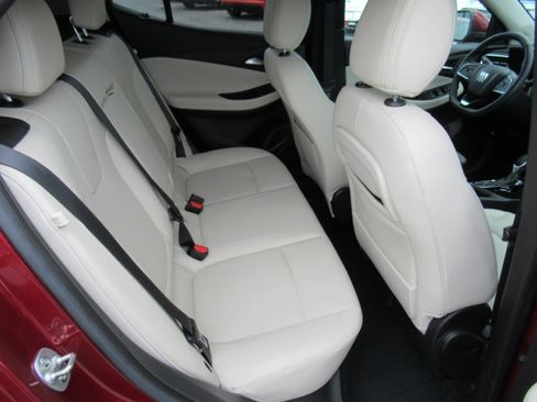 Used 2024 Buick Encore GX Sport Touring w/ Comfort Package FWD image 30
