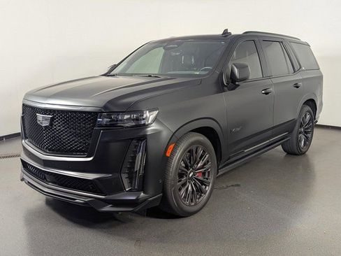Used 2023 Cadillac Escalade V image 4