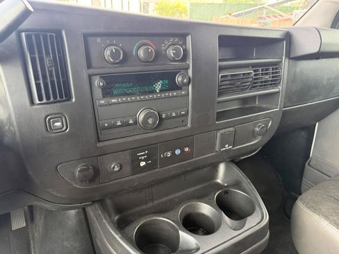Used 2025 GMC Savana 2500 w/ Driver Convenience Package RWD image 17