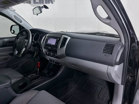 Used 2015 Toyota Tacoma TRD Pro w/ TRD Sport Package image 30