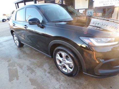 Used 2024 Honda HR-V LX image 4