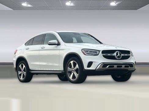 Used 2023 Mercedes-Benz GLC 300 4MATIC Coupe image 6