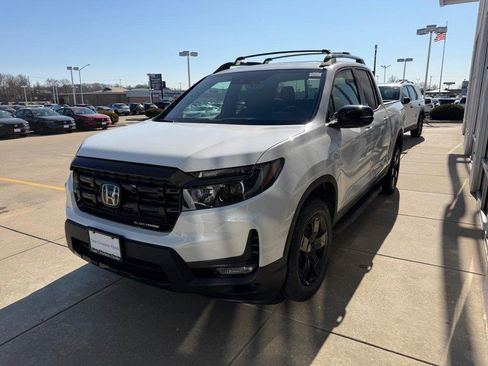 New 2026 Honda Ridgeline Black Edition image 6